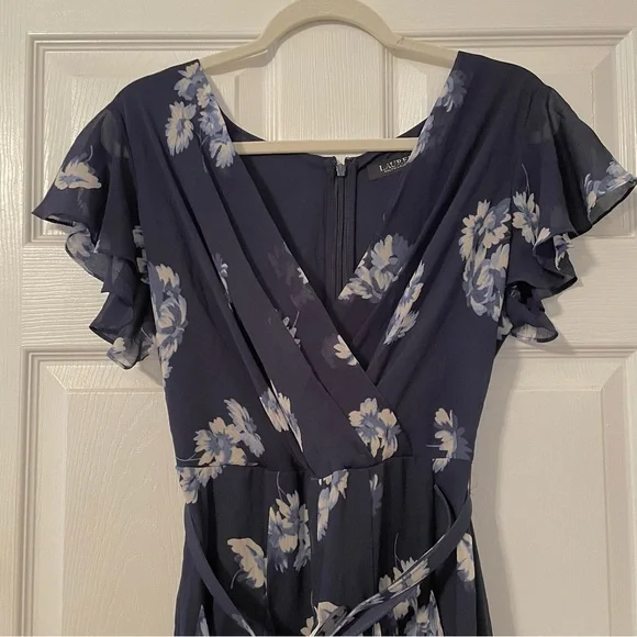 Lauren Ralph Lauren Flutter Sleeve ruffle Dress size 10 or 14 navy multi - Picture 6 of 7